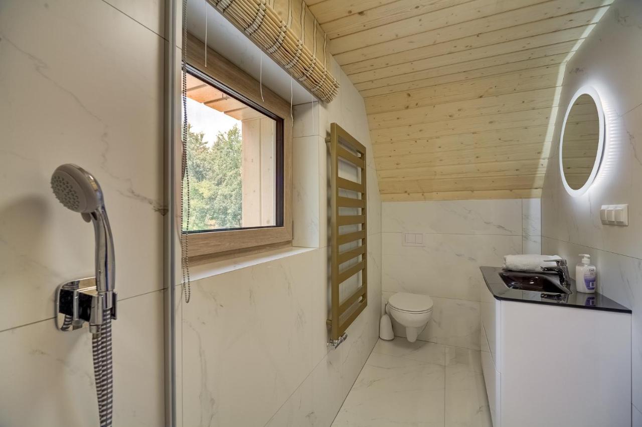 Znamirowickachata Sauna Jacuzzi Spa Znamirowice Exterior photo